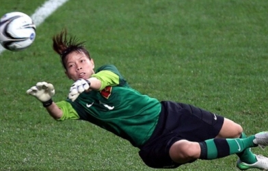 Báo chí quốc tế khen ngợi nữ thủ môn ĐT Việt Nam