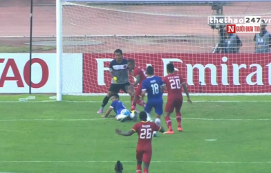 VIDEO: Bàn thắng siêu hài của cầu thủ Lào ở AFC Cup