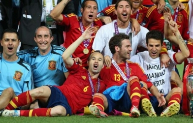 ĐT Tây Ban Nha triệu tập, thiếu những cái tên lớn