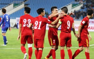 Highlights Việt Nam 4-1 Đài Loan: Song sát Công Vinh - Văn Toàn tỏa sáng!