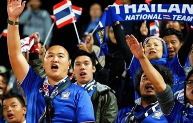 Điểm tin tối 25/03: Thủ tướng Thái Lan ca ngợi chiến công của Kiatisuk và các học trò