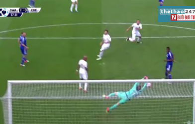 VIDEO: Begovic bay người đẹp mắt cứu thua cho Chelsea