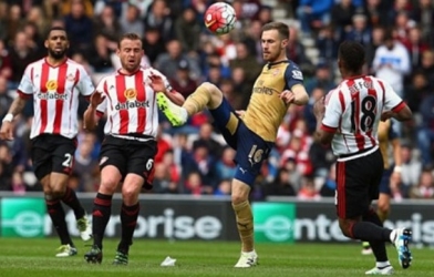 Video highlight: Sunderland vs Arsenal (Vòng 35 - Ngoại hạng Anh)