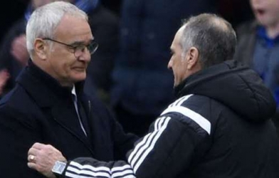 Đến đối thủ cũng mừng vì... thua Leicester