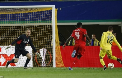 Video bàn thắng: Villarreal 1-0 Liverpool (Bán kết Europa League)