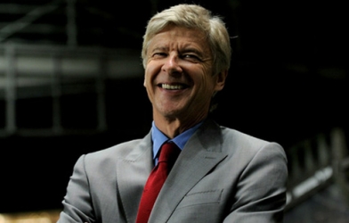 Arsenal tính phá vỡ kỷ lục chuyển nhượng của Ozil hè này