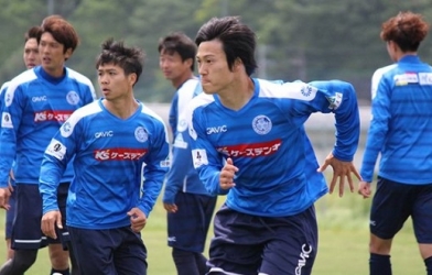 Mito vất vả giành chiến thắng trên sân khách