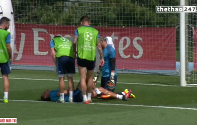 VIDEO: Ronaldo dính chấn thương trước thềm chung kết Champions League