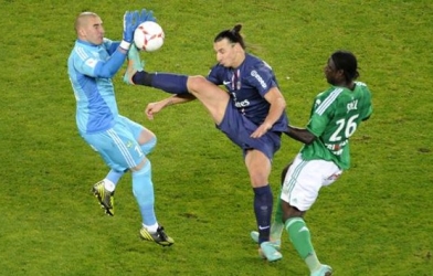 Video clip chế: Cú đá kungfu của Ibrahimovic và những tình huống bi hài