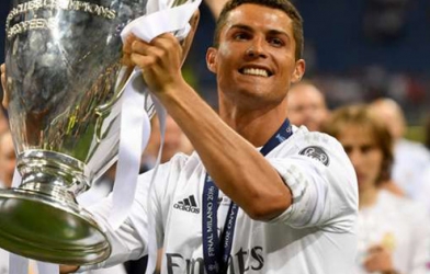 Ronaldo: ‘Tôi là cầu thủ hay nhất thế giới 20 năm qua’