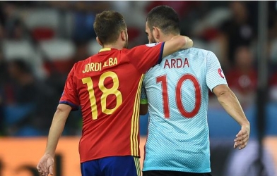 Hục hặc với HLV, sao Barca tính chia tay đội tuyển ngay giữa Euro 2016