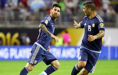 Argentina vào chung kết Copa America 2016