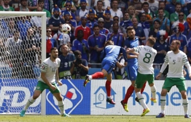 VIDEO: Cú đúp trong vòng 3 phút của Griezmann trước CH Ireland