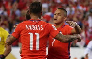 Messi mất hàng loạt danh hiệu cá nhân vào tay các cầu thủ Chile