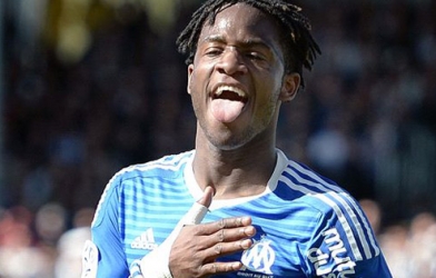 Chelsea chi tiền tấn, Michy Batshuayi đến kiểm tra y tế