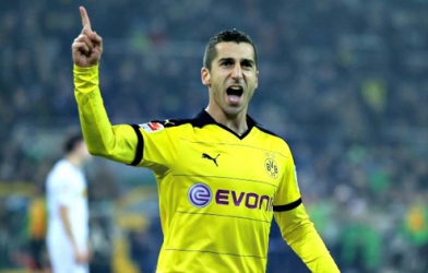 Chính thức: Henrikh Mkhitaryan cập bến Man Utd