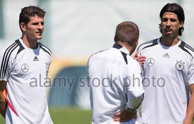 Sau Hummels, Đức mất thêm 2 ngôi sao ở trận bán kết