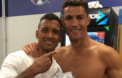 Ronaldo tri ân Nani bằng món quà đặc biệt