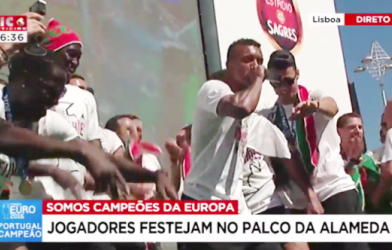 Nani - Sanches biểu diễn beatbox ăn mừng chức vô địch Euro 2016