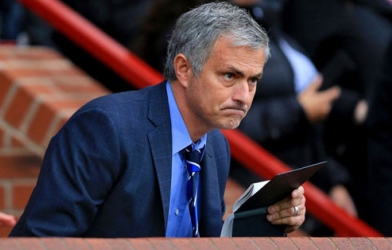 Bất ngờ với mục tiêu chuyển nhượng mới của HLV Mourinho