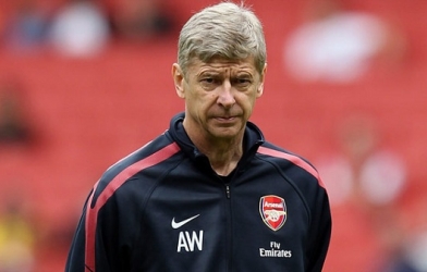 Arsenal nhận tin vui từ thương vụ Lacazette