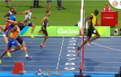 VIDEO: Usain Bolt giành HCV chạy 200m (Olympic Rio 2016)