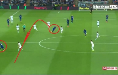 VIDEO: Màn phối hợp ghi bàn đẳng cấp Drinkwater - Vardy trước Swansea