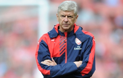 Có Mustafi, Arsenal lập tức chia tay 1 trung vệ