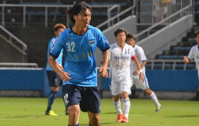 Tuấn Anh đá như thế nào trong trận ra mắt Yokohama?