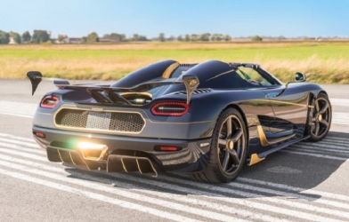 Koenigsegg Agera RS Naraya dát vàng đính kinh cương