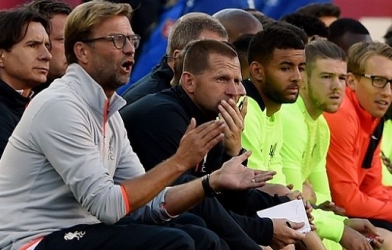 HLV Jurgen Klopp tiếp tục trêu tức Mourinho