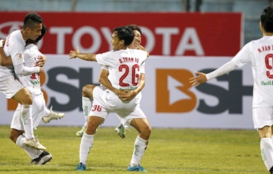 Sao HAGL nhận giải cầu thủ trẻ xuất sắc nhất V-League