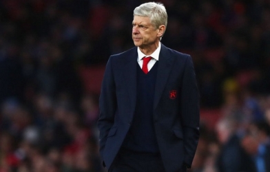 Tin bóng đá Anh 14/10: Arsenal chi khủng giữ chân trụ cột, Hậu duệ Ibra đến M.U