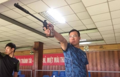 VIDEO: Một ngày tập luyện của xạ thủ Hoàng Xuân Vinh