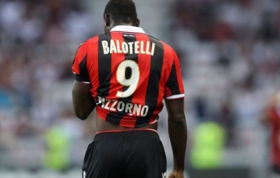 VIDEO: Balotelli sút trượt pen, Nice vẫn chứng tỏ sức mạnh trước Lyon