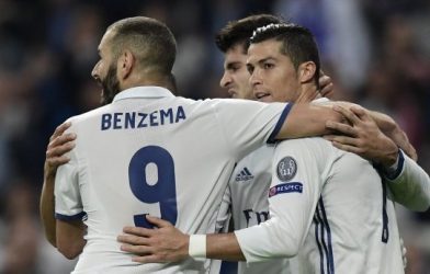 Dứt điểm vô duyên, Ronaldo lỡ hẹn với cột mốc lịch sử ở Champions League