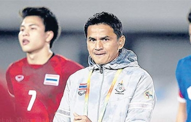 Tin AFF Cup 2016: Tuyển Thái Lan khủng hoảng