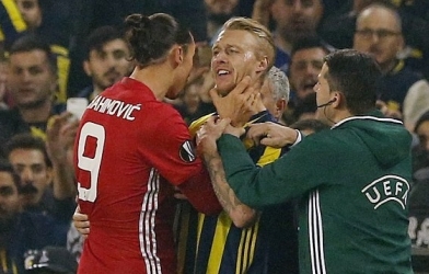 UEFA chính thức ra án phạt vụ gây rối của Ibra