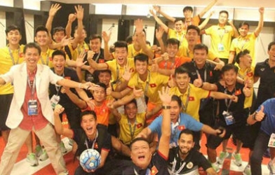 HLV Hoàng Anh Tuấn được đề cử giải Fair Play 2016