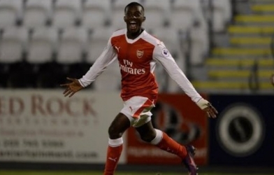 VIDEO: Sao trẻ Arsenal lập hattrick ấn tượng làm gợi nhớ Thierry Henry