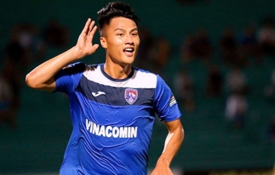 VIDEO: Mạc Hồng Quân tỏa sáng, Quảng Ninh thắng vùi dập CLB Campuchia