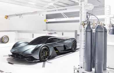 'Thú dữ' Aston Mastin AM-RB 001 vẫn hết hàng dù bị cho là 'nổ' quá mức