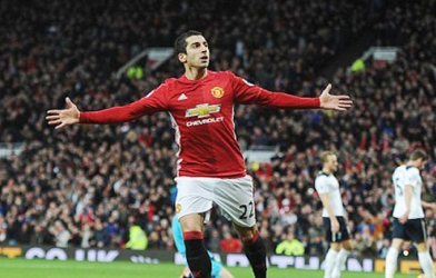 Mkhitaryan tỏa sáng, MU hái quả ngọt trước Tottenham