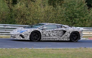 Lộ diện Lamborghini Aventador S 2017