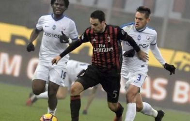 Video highlight: AC Milan vs Atalanta (Vòng 17 - Serie A)