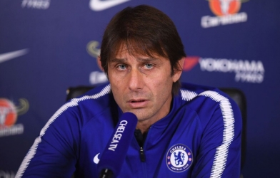 Họp báo trước trận gặp Leicester: HLV Conte sẽ rời Chelsea?