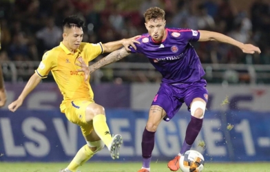 HLV Nguyễn Văn Sỹ: 'Không biết đá bóng thì về đi, đừng đá nữa'