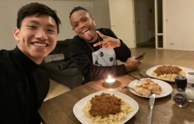 Hé lộ thực đơn đặc biệt giúp thể hình Văn Hậu 'lột xác'