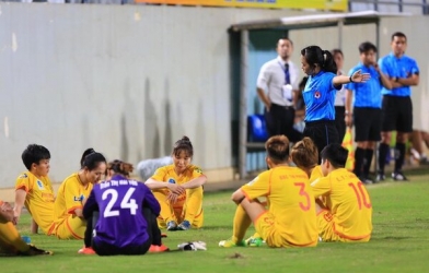 HLV Phong Phú Hà Nam nhận án phạt cực nặng sau hành vi bỏ trận