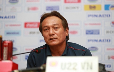 HLV HAGL: 'Chúng tôi cố chơi thật đẹp mắt, không đặt nặng thành tích'